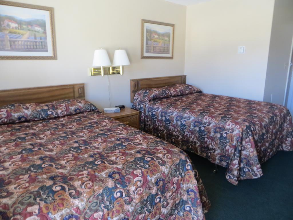 Budget Inn Denison Номер фото
